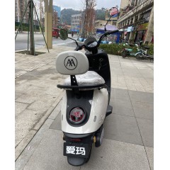 爱玛爱朵电动车高速实用电瓶车成人代步男女轻便电动摩托车